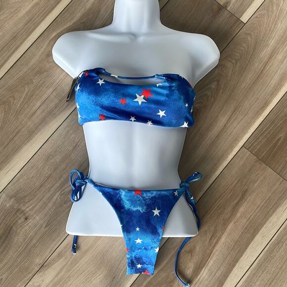 Zaful Bikini Set Red , White and Blue Stars NWT - Picture 1 of 3